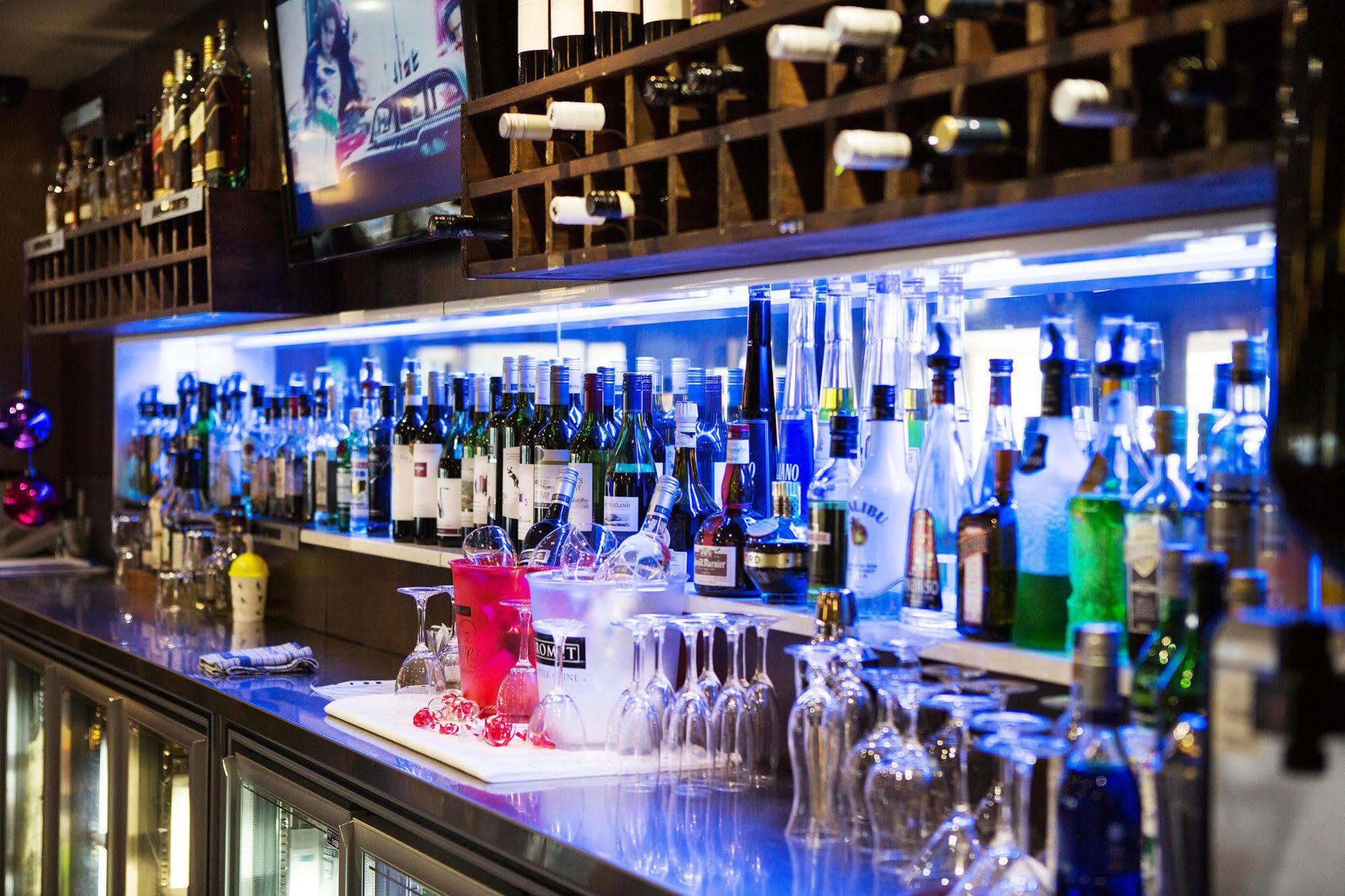 Nightcap At Waterfront Hotel Maroochydore Dış mekan fotoğraf